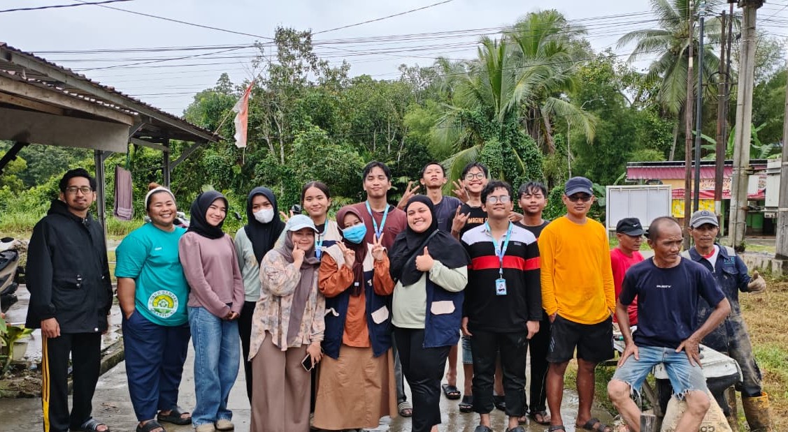 lahan berbicara, plastik tertata: inovasi sosial mahasiswa itk untuk lingkungan perumahan atlantic village yang lebih baik